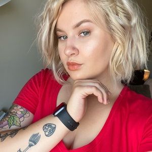 Meet your Posher, Skylar